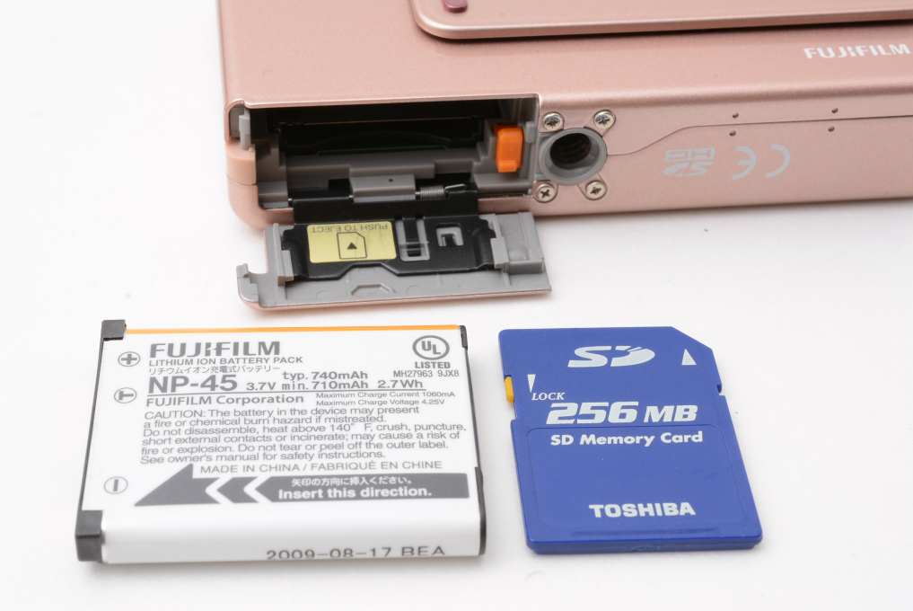 Fujifilm FinePix Z300ピンク フジフイルム FinePix Z300 ピンク | コンパクトデジタルカメラ