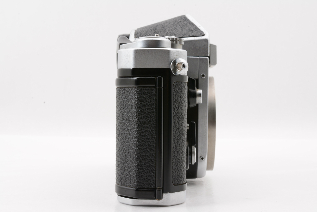 Mint] Nikon F2 Eye Level 35mm SLR Film Camera Silver Body From